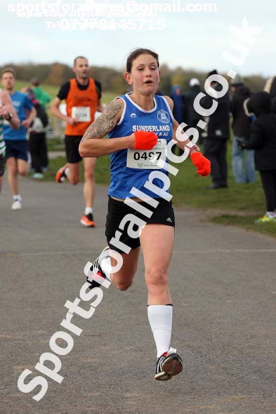 Senior mens and womens Heaton Harriers Memorial 10k Road Race, Newcastle. Photo:  David T. Hewitson/Sports for All Pics